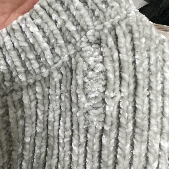 Express Chenille Bell Sleeve Sweater size Medium Mint Green Chunky Knit Soft - Picture 11 of 11
